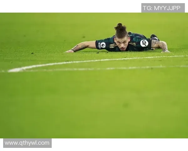 扑克与策略游戏的区别（扑克与策略游戏的不同之处）