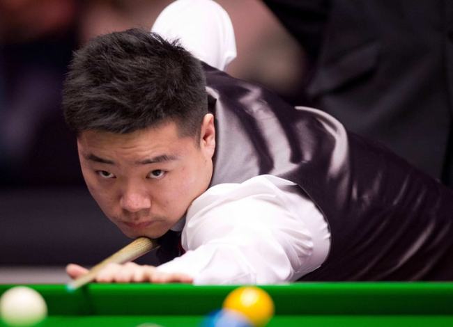 后高举双手 后高举双手