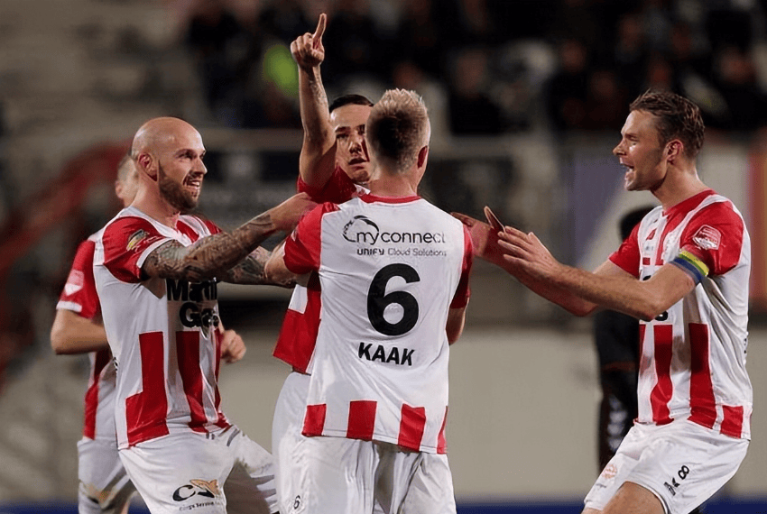 这对大马老 这对大马老